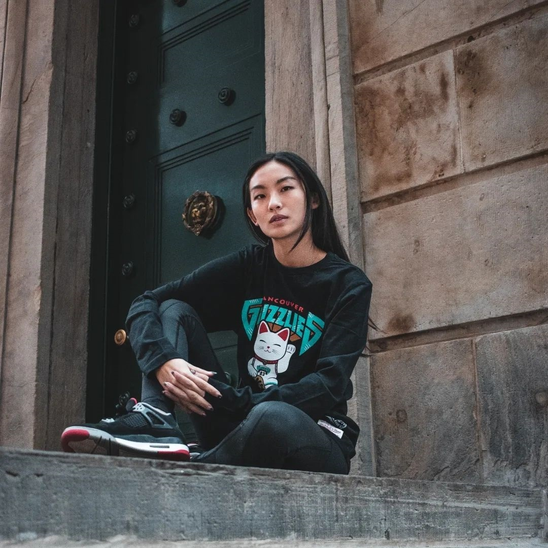 Lucky cat discount clothing