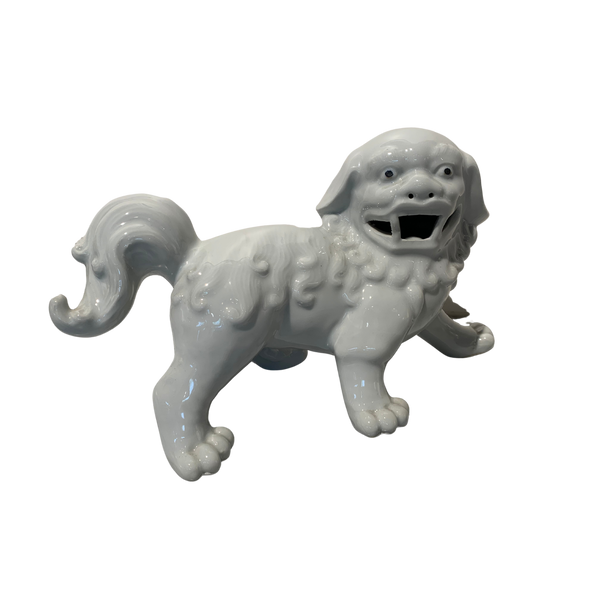Porcelain Foodog